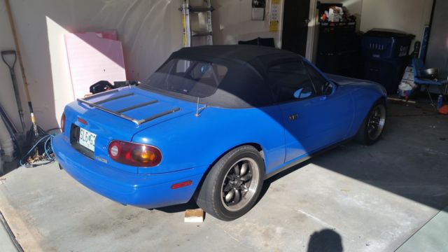 1990 Blue Mazda MX-5 Miata Convertible