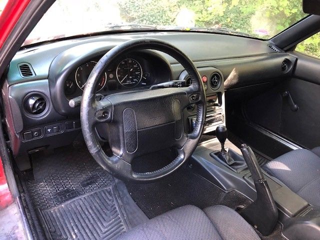 1991 Red Mazda MX-5 Miata Convertible