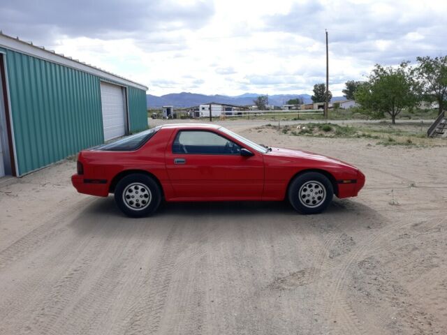 1987 Red Mazda RX-7 Coupe