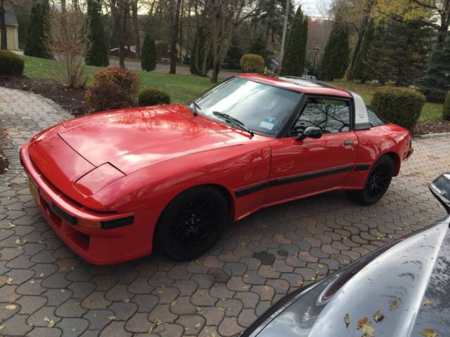 1983 Red Mazda RX-7 Coupe