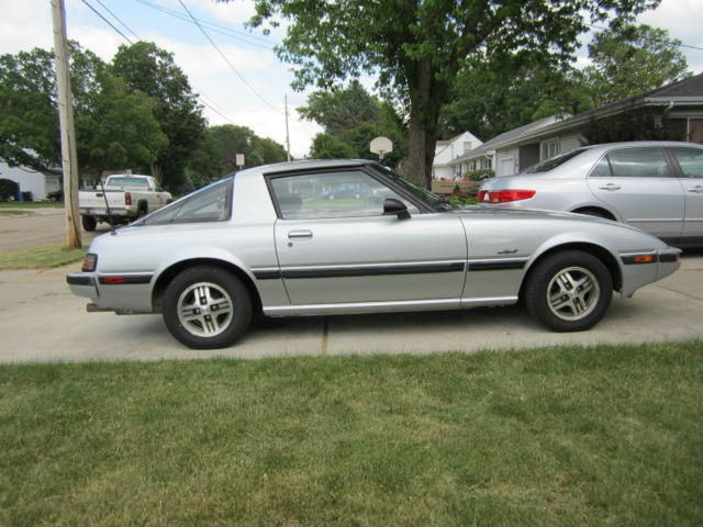 1983 Silver Mazda RX-7 Coupe