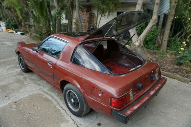 1980 Red R3 Mazda RX-7 Hatchback
