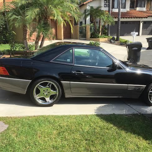 1994 Black/Grey lower panels Mercedes-Benz 500-Series Convertible w hardtop