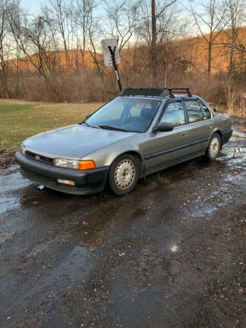 1991 Silver Honda Accord Sedan