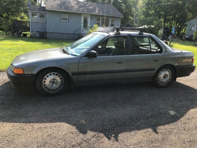 1991 Silver Honda Accord Sedan