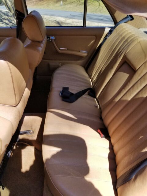 1981 Tan Mercedes-Benz 300-Series Sedan