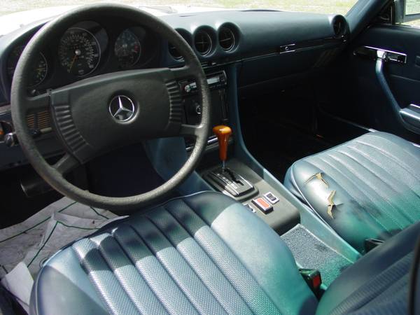 1977 White Mercedes-Benz 400-Series