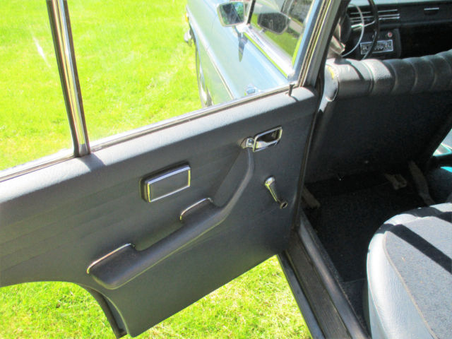 1968 Blue Mercedes-Benz 200-Series W 115