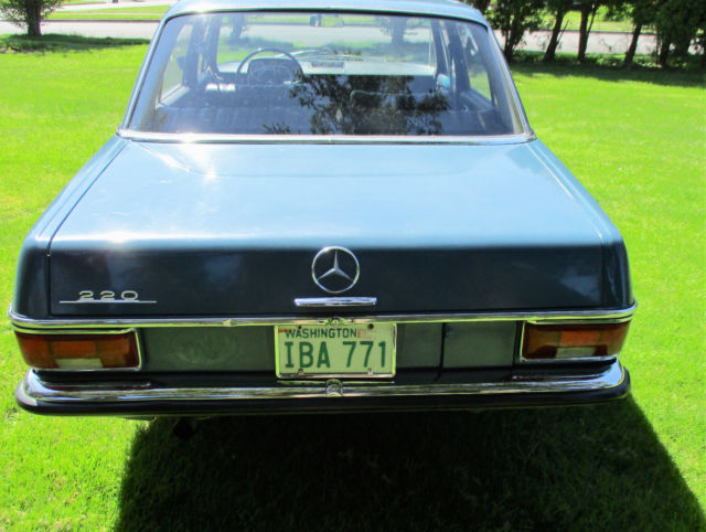 1968 Blue Mercedes-Benz 200-Series W 115