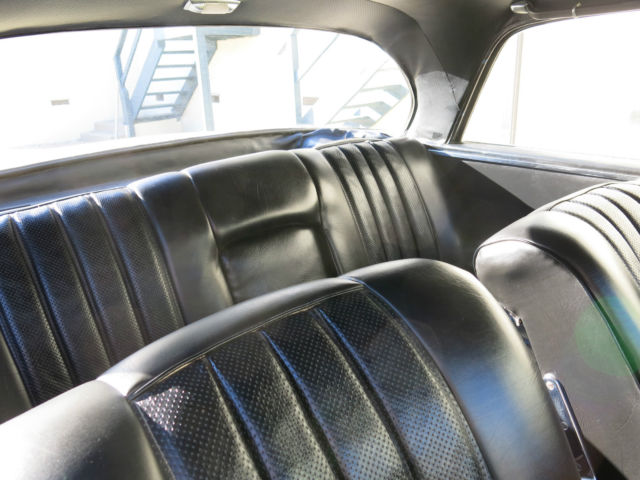 1963 White Mercedes-Benz 200-Series Coupe