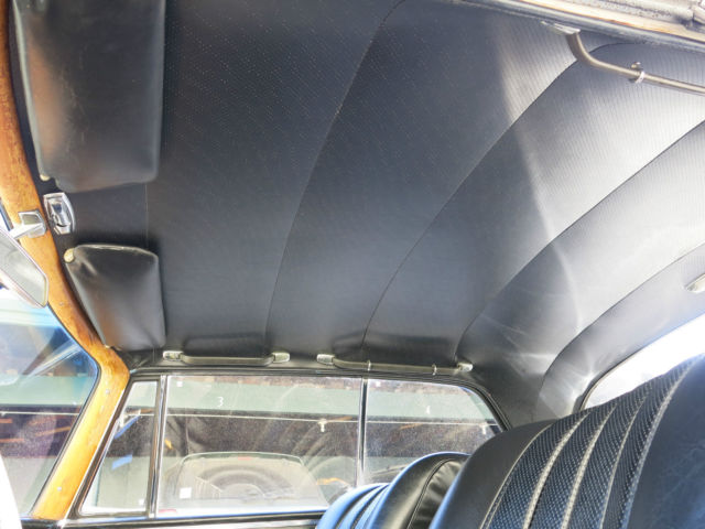 1963 White Mercedes-Benz 200-Series Coupe