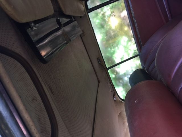 1966 Brown Mercedes-Benz 200-Series Coupe