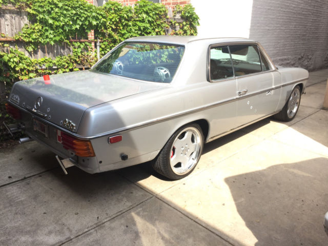 1974 Silver Mercedes-Benz 200-Series Coupe