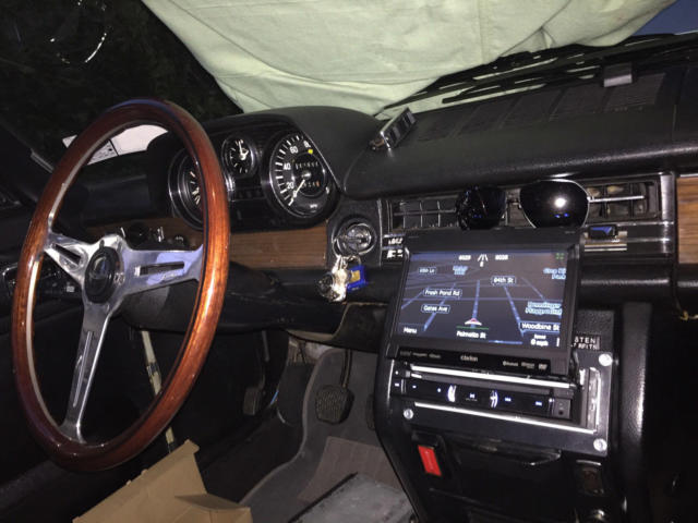 1974 Silver Mercedes-Benz 200-Series Coupe