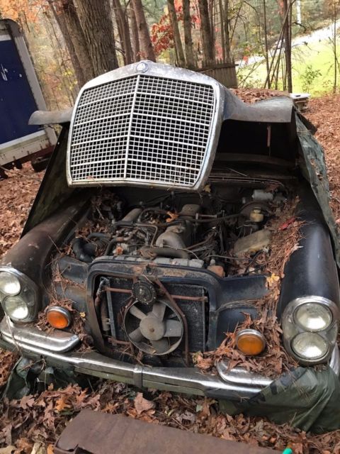 1970 Blue Mercedes-Benz 200-Series