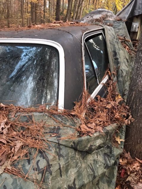 1970 Blue Mercedes-Benz 200-Series