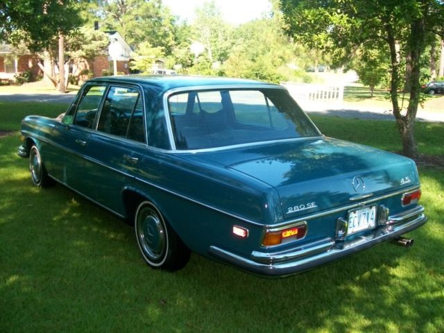 1972 blue Mercedes-Benz 200-Series