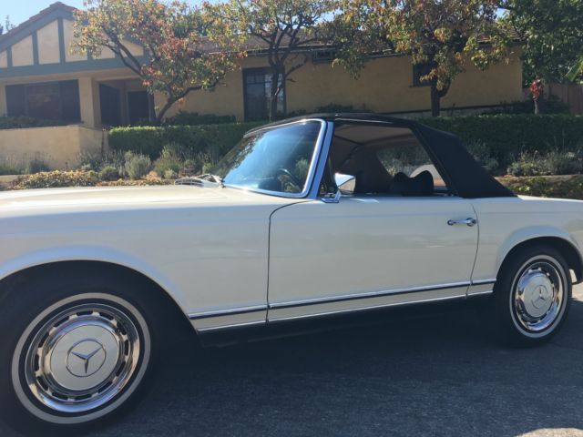 1970 White Mercedes-Benz SL-Class Convertible