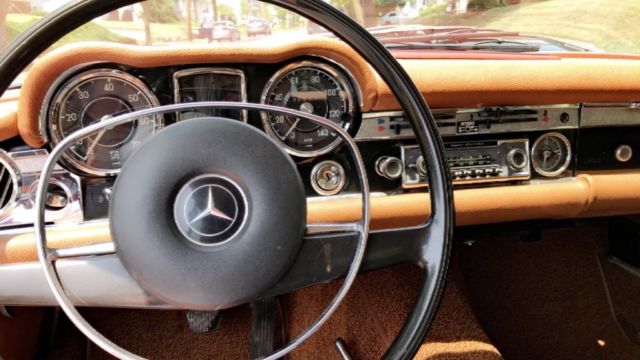 1970 Green Mercedes-Benz SL-Class Convertible