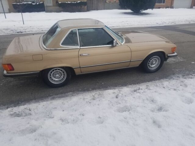 1984 Gold Mercedes-Benz SL-Class Convertible