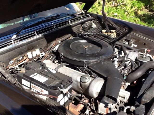 1973 Brown Mercedes-Benz 200-Series Sedan