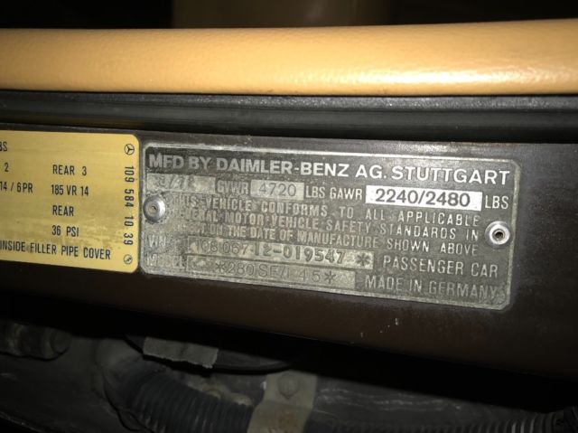 1973 Brown Mercedes-Benz 200-Series Sedan