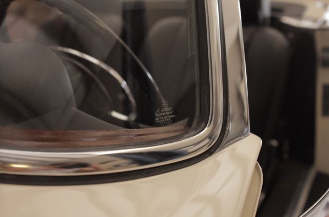 1970 White Mercedes-Benz SL-Class Convertible