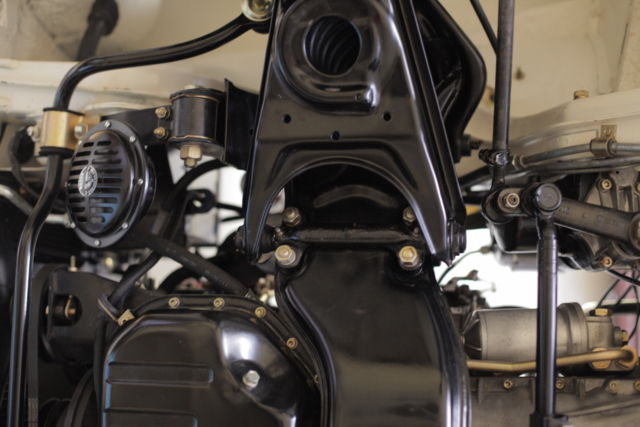 1970 White Mercedes-Benz SL-Class Convertible