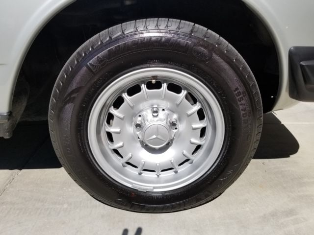 1985 Silver Mercedes-Benz 300-Series Wagon