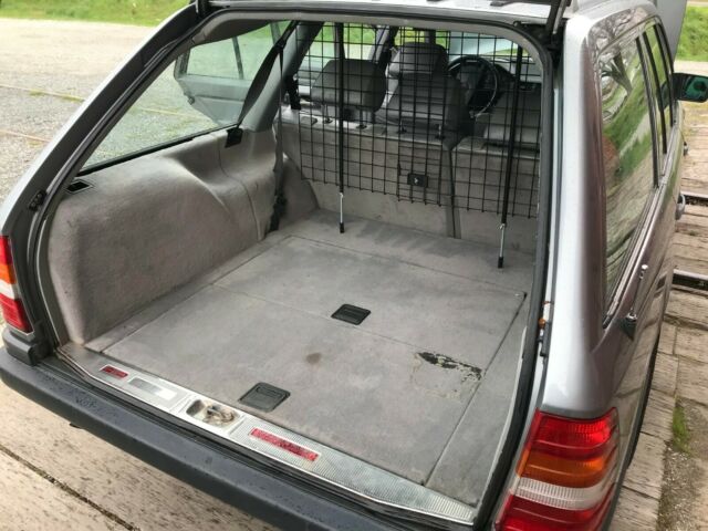 1989 Gray Mercedes-Benz 300-Series Wagon