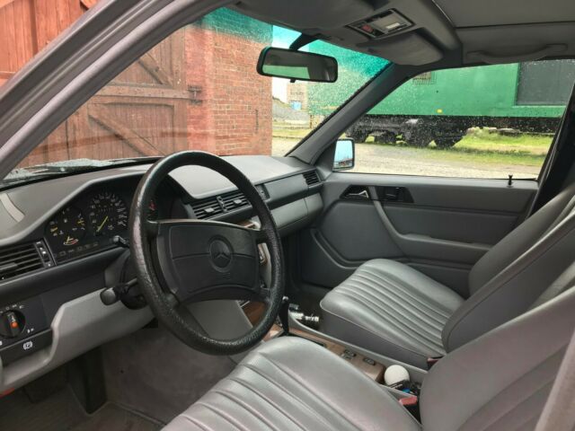 1989 Gray Mercedes-Benz 300-Series Wagon