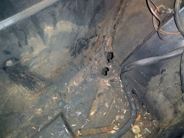 1982 Silver Mercedes-Benz 300-Series Coupe