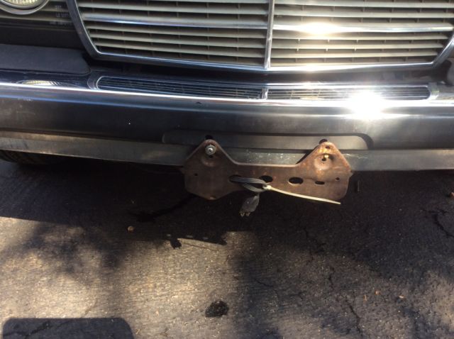 1980 Gray Mercedes-Benz 300-Series Sedan