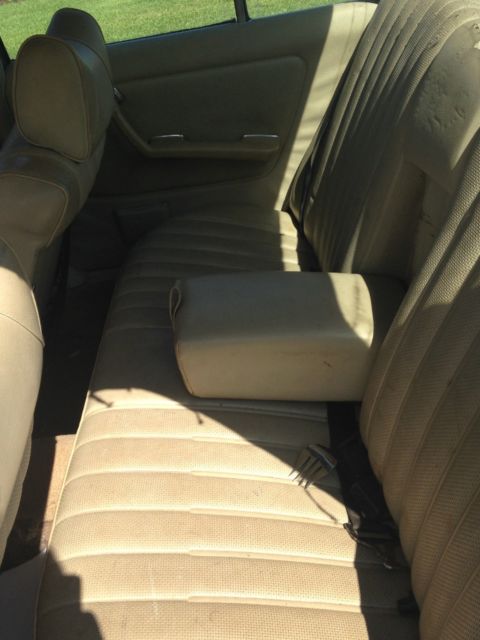 1979 Green Mercedes-Benz 300-Series Sedan