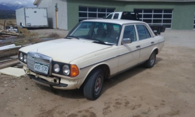 1983 Tan Mercedes-Benz 300-Series Sedan