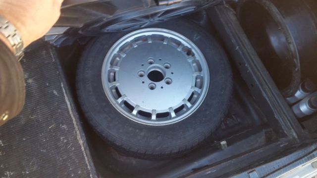 1988 Brown Mercedes-Benz 300-Series Sedan