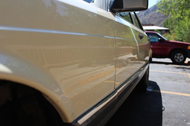 1981 Mercedes-Benz 300-Series