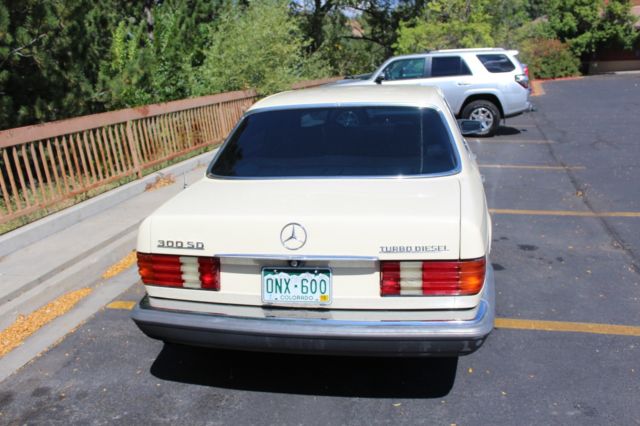 1981 Mercedes-Benz 300-Series
