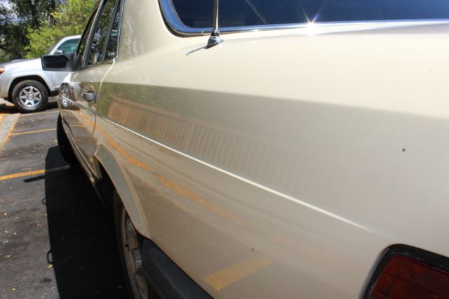 1981 Mercedes-Benz 300-Series