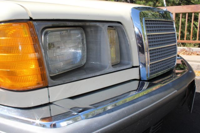 1981 Mercedes-Benz 300-Series