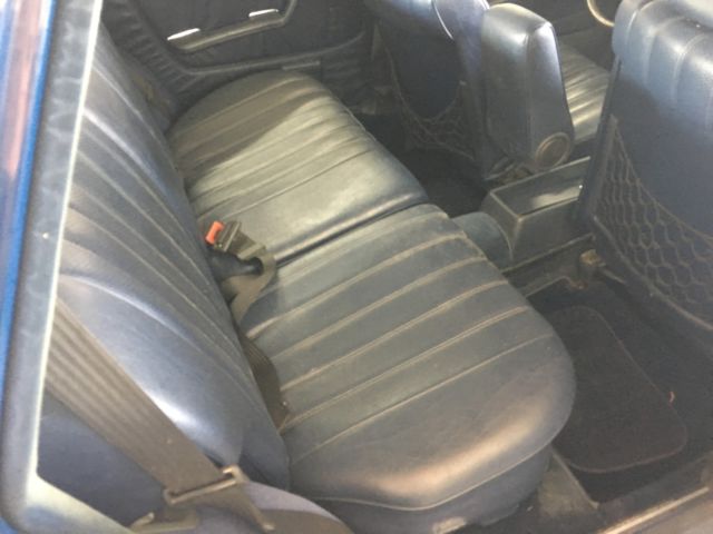 1985 BLUE Mercedes-Benz 300-Series WAGON