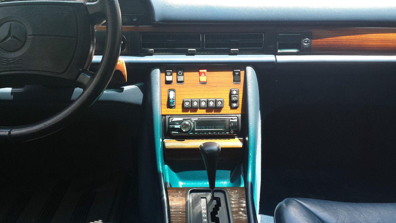 1991 White Mercedes-Benz 300-Series Sedan