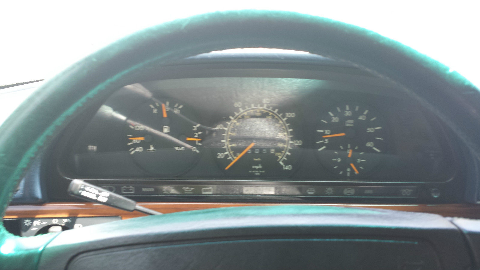 1991 White Mercedes-Benz 300-Series Sedan