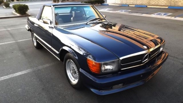 1972 Blue Mercedes-Benz SL-Class Convertible