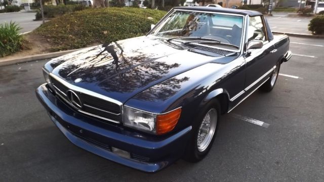 1972 Blue Mercedes-Benz SL-Class Convertible