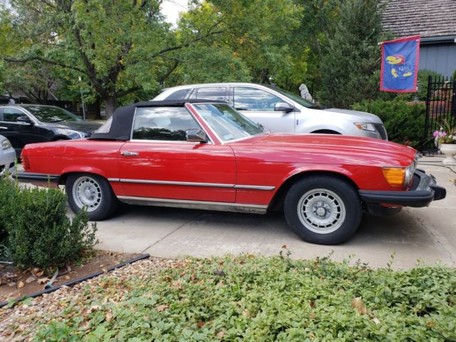 1985 Red Mercedes-Benz SL-Class Convertible