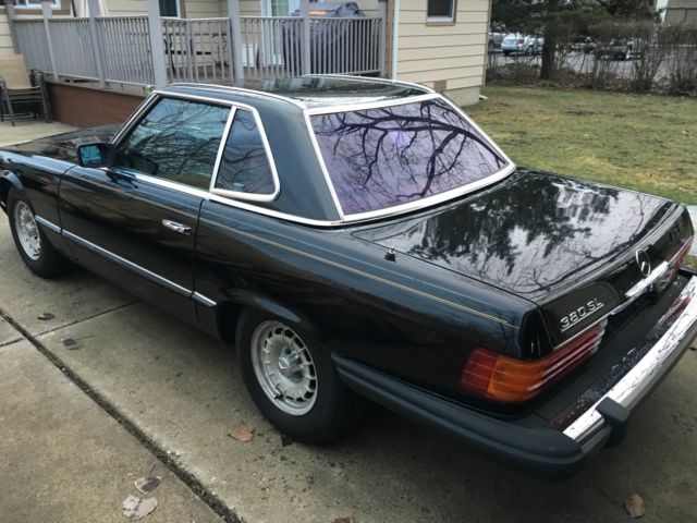 1981 Blue Mercedes-Benz SL-Class Coupe