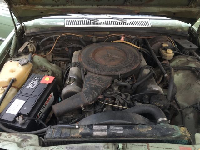 1974 Green Mercedes-Benz 400-Series