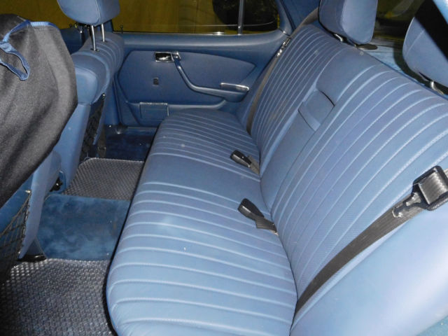 1979 Burgundy Mercedes-Benz 6.9 Sedan