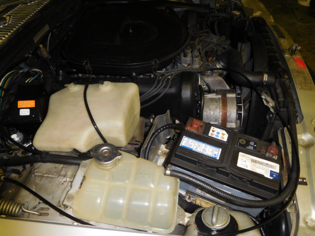 1979 Burgundy Mercedes-Benz 6.9 Sedan